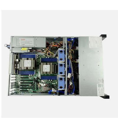 Super Micro R5410 G11 4U vormfactor met 32 GB DDR4-2933 geheugen 960 GB NVMe SSD 4 X 1GbE LOM netwerkcontroller
